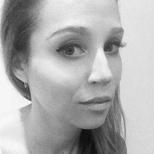 Meet your Posher, Suzanna